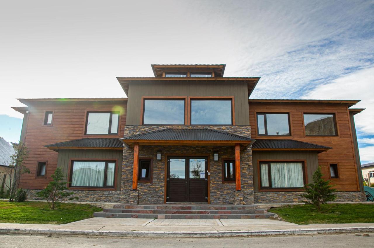 Senderos Aparts&Suites El Chaltén Exterior foto
