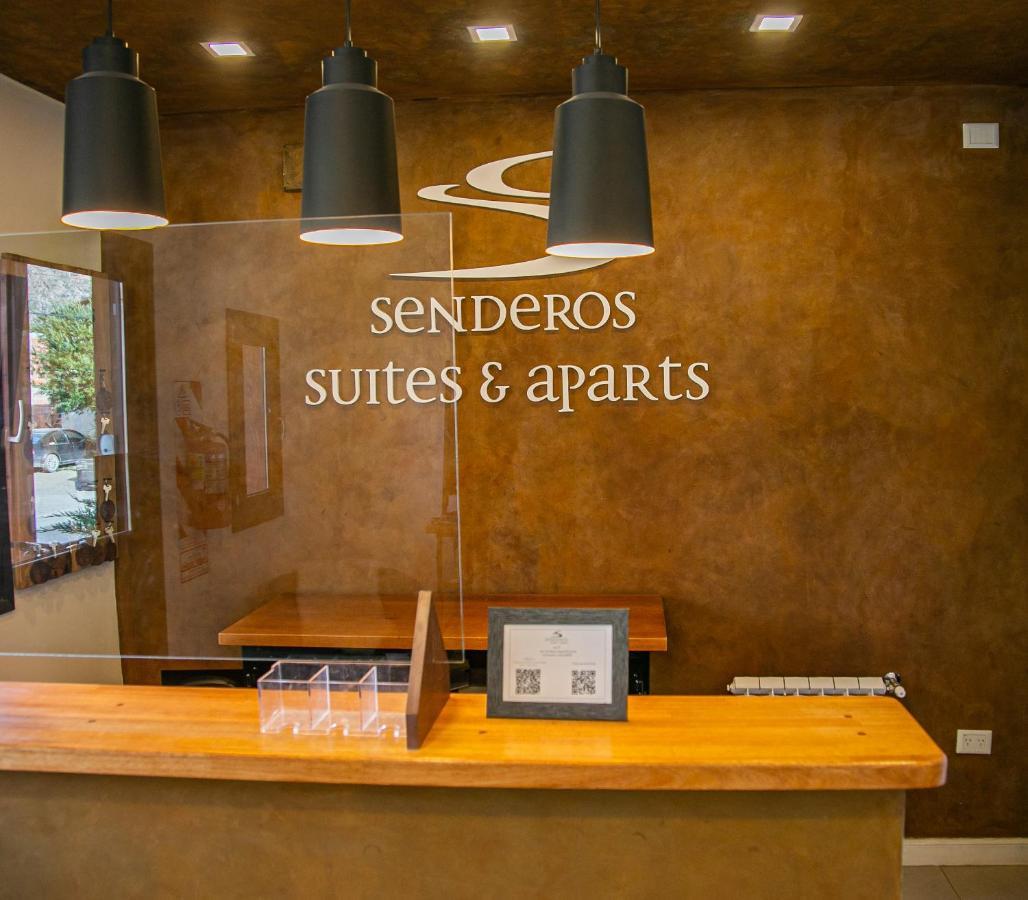 Senderos Aparts&Suites El Chaltén Exterior foto