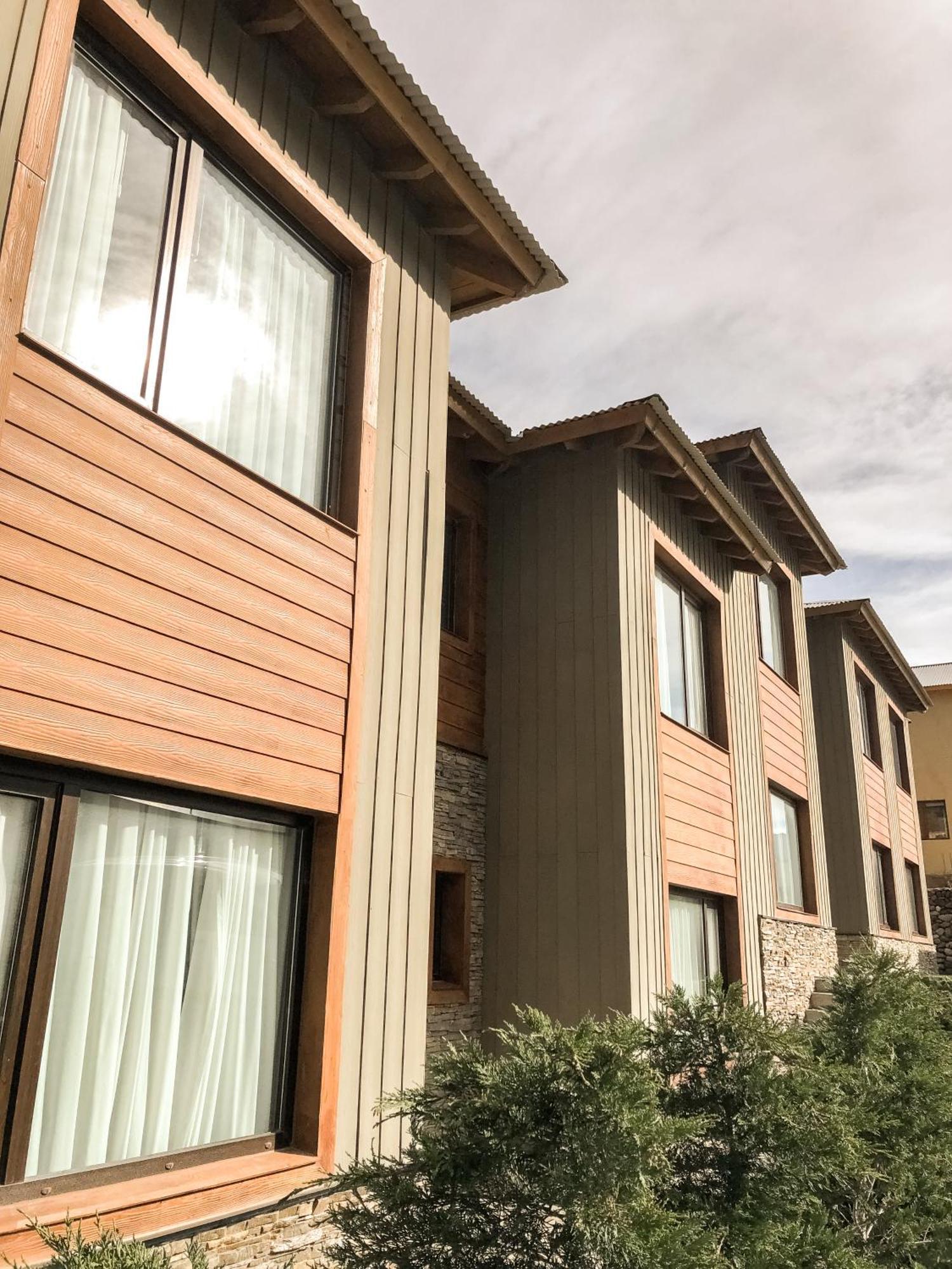 Senderos Aparts&Suites El Chaltén Exterior foto